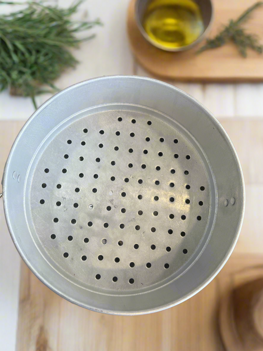 MoMo/Dumping Pot 10 inches